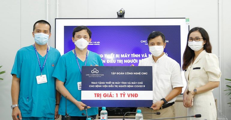 CMC trao tặng hệ thống máy chủ cho Bệnh viện Đại học Y Hà Nội