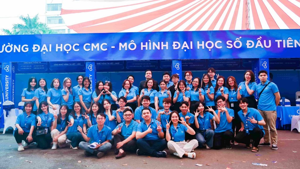 đánh phỏm
 đồng hành cùng thí sinh trong Ngày hội tư vấn tuyển sinh – hướng nghiệp 2024 lớn nhất miền Bắc