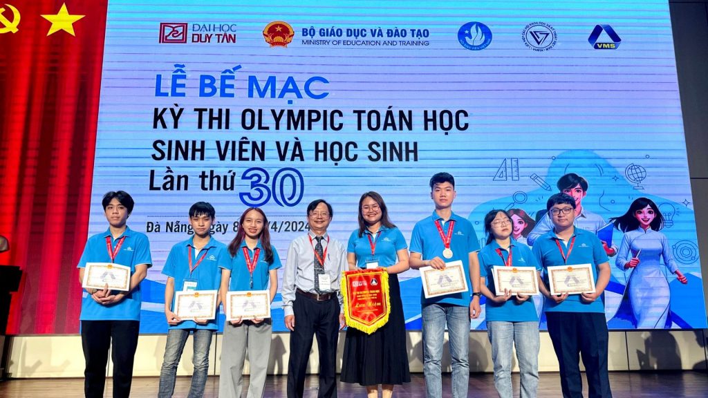 Đội tuyển sinh viên đánh phỏm
 giành loạt giải thưởng xuất sắc tại Cuộc thi Olympic toán học sinh viên và học sinh toàn quốc năm 2024