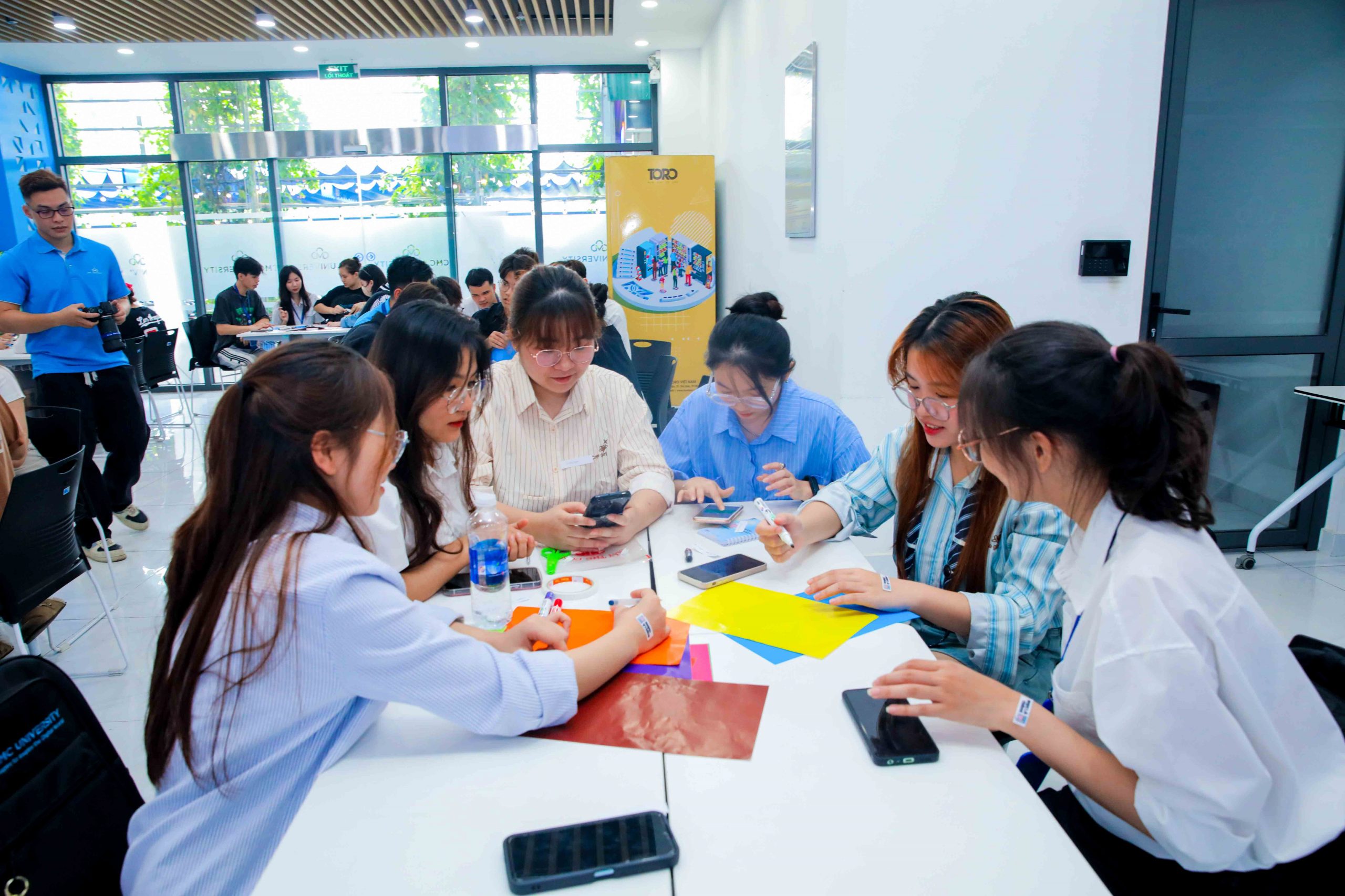 workshop “Trải nghiệm khách hàng: Chạm là Trúng”