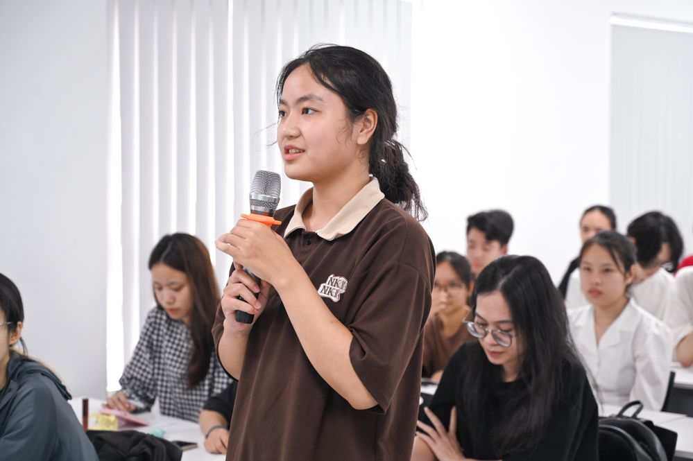 workshop “Kỹ năng chinh phục tiếng Nhật - Lộ trình trở thành phiên dịch tiếng Nhật trong ngành Công nghệ Thông tin”